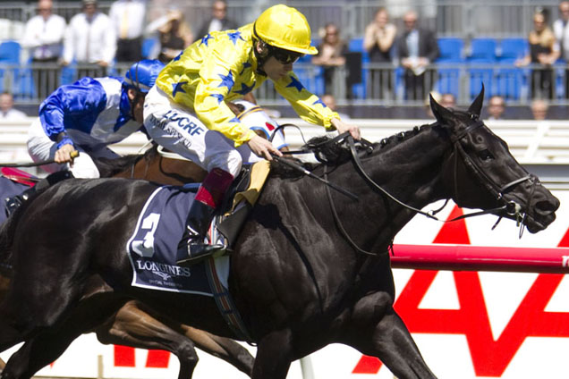 Ten years ago: Side Glance winning the Longines Mackinnon Stakes