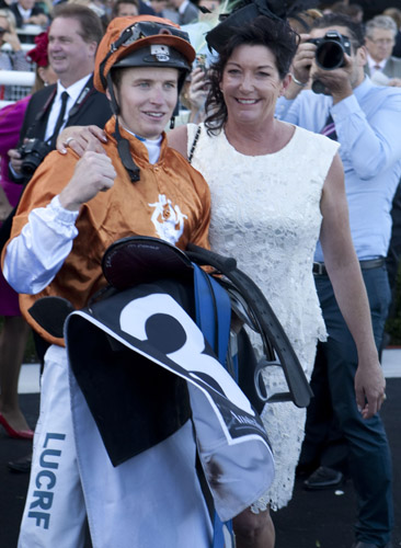 Trainer - Donna Logan