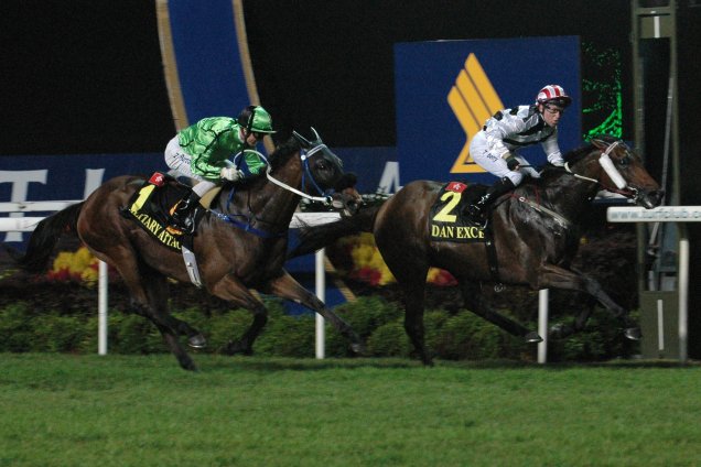 Dan Excel winning the 2015 SIA Cup