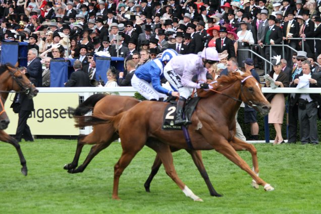Dutch Connection winning the Jersey Stakes (Group 3)