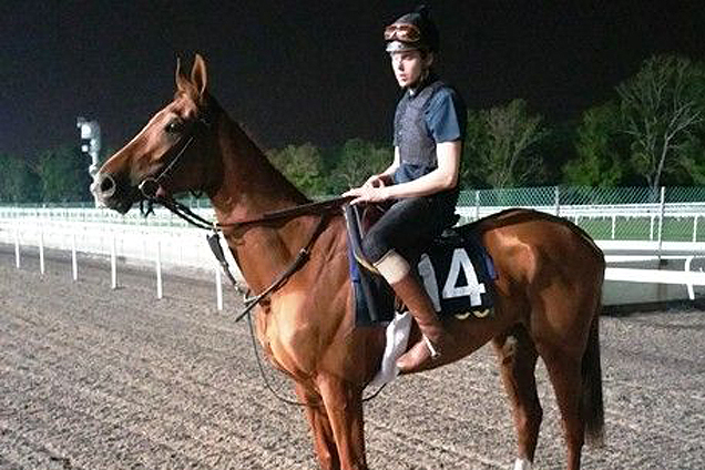 With a work rider atop, Parranda out for some light work at Kranji on Thursday morning.