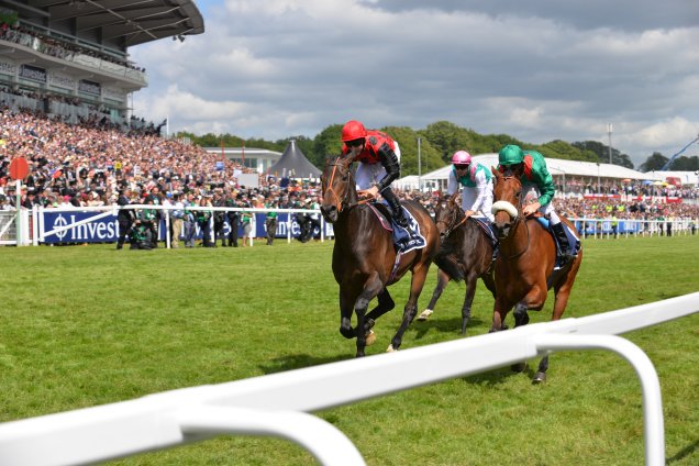 Pether's Moon winning the Investec Coronation Cup (Group 1)