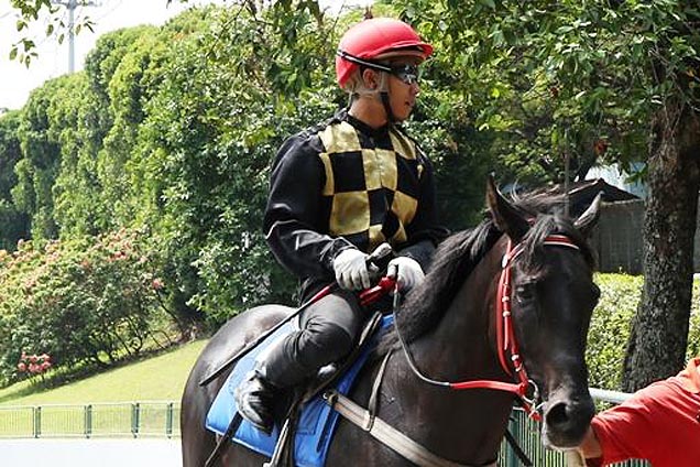 Tengku Rehaizat after his barrier trial on the Desmond Koh-trained Victory Commands.