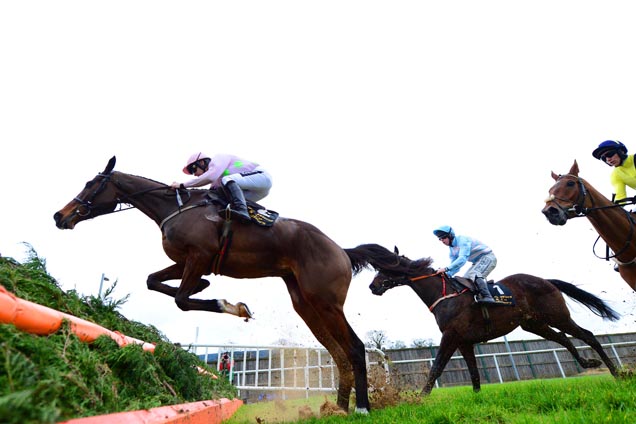 Douvan winning the Frank Ward Solicitors Arkle Novice Chase (Grade 1)
