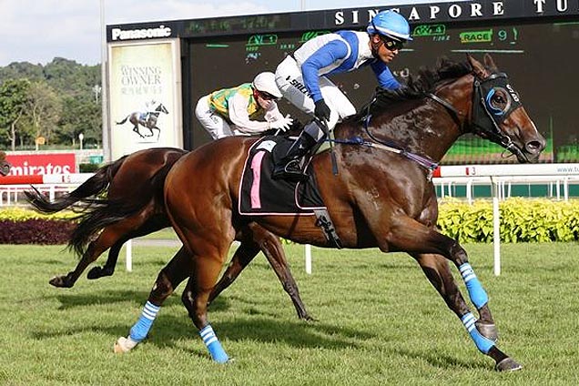 Hermano Menor winning the CLASS 3