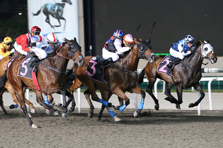 Awesome winning the British Stallion Studs EBF Novice Stakes (Plus 10)