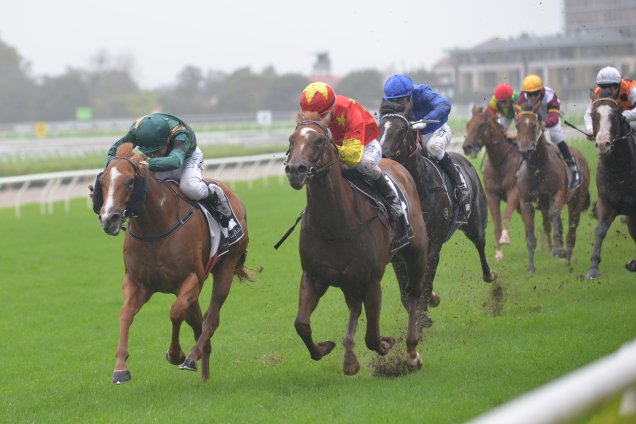 Gunnison wins in the wet at Randwick