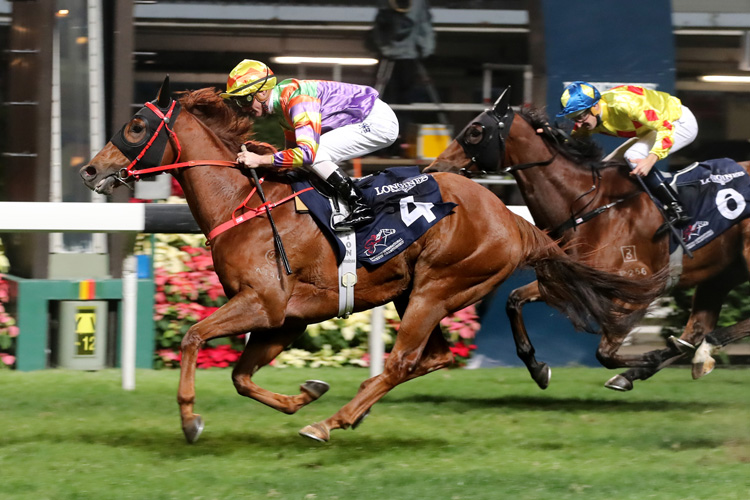 Zac Purton on Lets Take It Easy (No.4) takes the third leg of the LONGINES International Jockeys Championship in Race 7. Zac Purton on Lets Take It Easy (No.4) takes the third leg of the LONGINES International Jockeys Championship in Race 7.