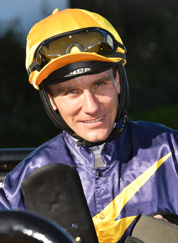 Jockey: LUKE CURRIE