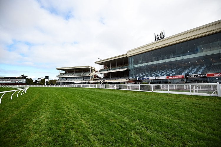 Racecourse : Caulfield (Australia).