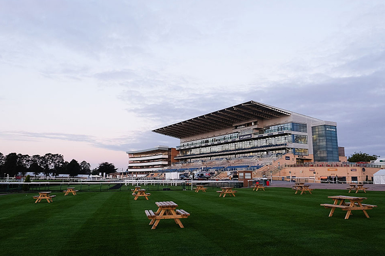 Racecourse : Doncaster