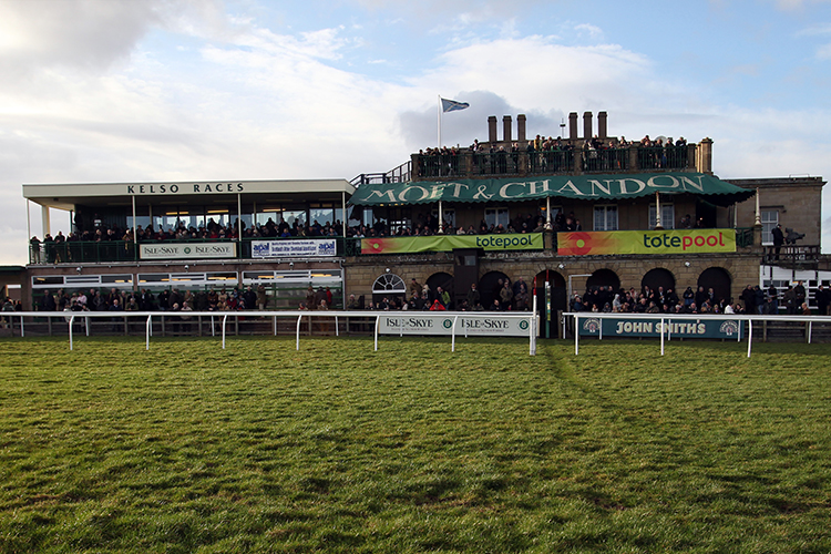 Racecourse : Kelso (Great Britain)