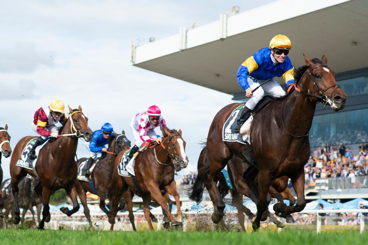 SANTA ANA LANE winning the UBET STRADBROKE HANDICAP