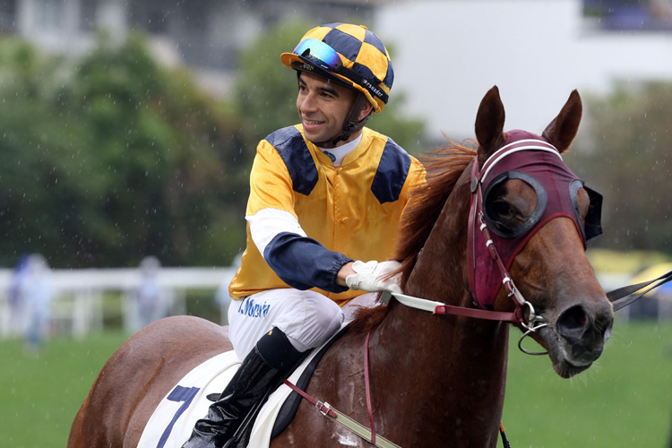 Moreira celebrates claiming the season s first Griffin race atop Styling City. Moreira celebrates claiming the season s first Griffin race atop Styling City.