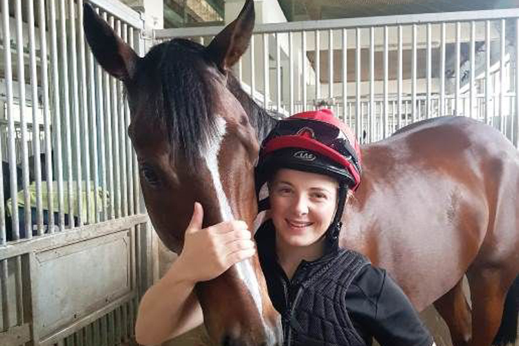 Emily Finnegan with Faaltless at the Shane Baertschiger stable. Emily Finnegan with Faaltless at the Shane Baertschiger stable.
