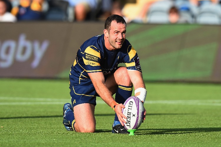 JONO LANCE of Worcester Warriors lines up a conversion kick during the European Rugby Challenge Cup match between Worcester Warriors and Brive at Sixways Stadium in Worcester, United Kingdom.