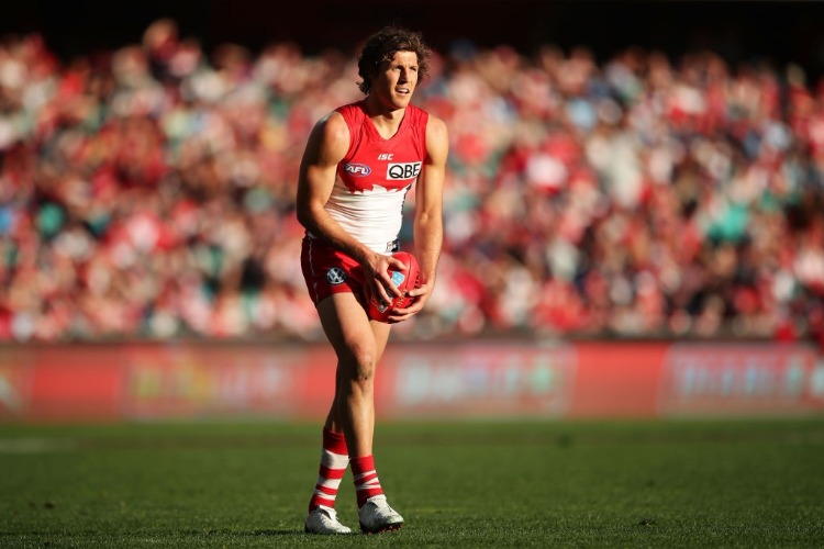 KURT TIPPETT of the Swans lines up a kick during the AFL match between the Sydney Swans and the Fremantle Dockers at SCG in Sydney, Australia.