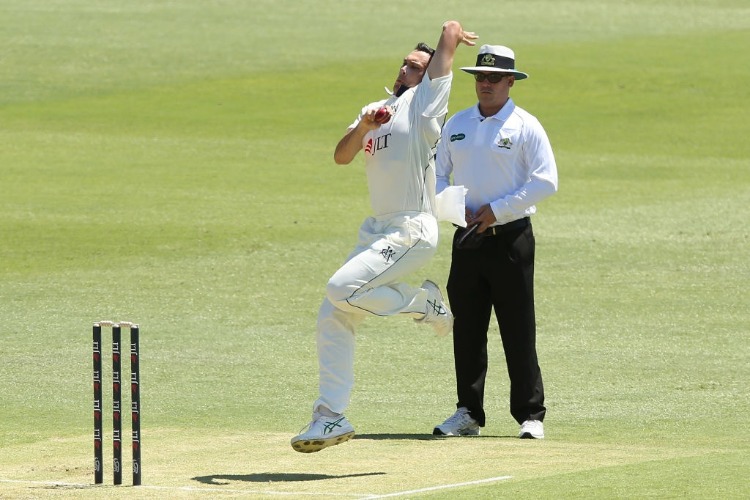 SCOTT BOLAND of Victoria bowls during the Sheffield Shield match between Western Australia and Victoria at WACA in Perth, Australia. SCOTT BOLAND of Victoria bowls during the Sheffield Shield match between Western Australia and Victoria at WACA in Perth, Australia.
