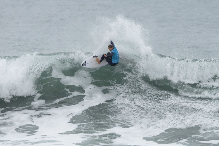 STEPHANIE GILMORE of Australia competes in the Rip Curl Pro Bells Beach at Bells Beach in Melbourne, Australia. STEPHANIE GILMORE of Australia competes in the Rip Curl Pro Bells Beach at Bells Beach in Melbourne, Australia.