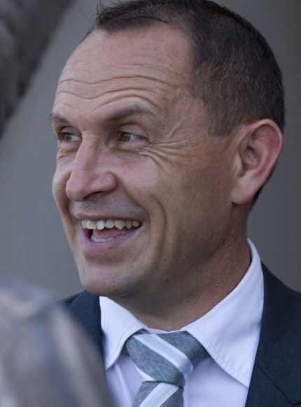 Trainer: CHRIS WALLE