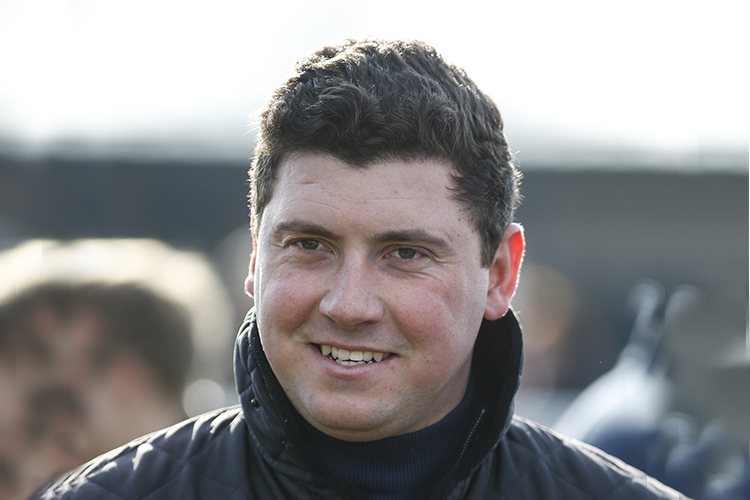 Trainer : Olly Murphy.