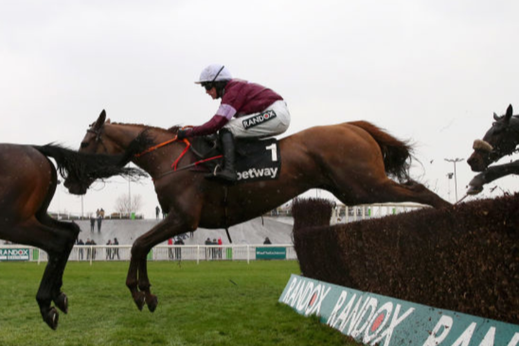 BALKO DES FLOS running in the Betway Bowl Chase (Grade 1) during Grand National Thursday at Aintree in Liverpool, England.