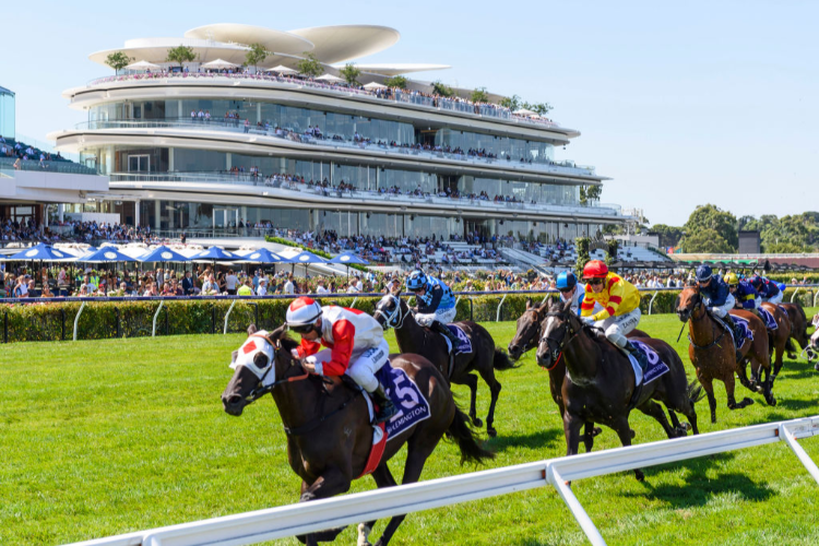 MYSTIC JOURNEY winning the Australian Guineas. MYSTIC JOURNEY winning the Australian Guineas.