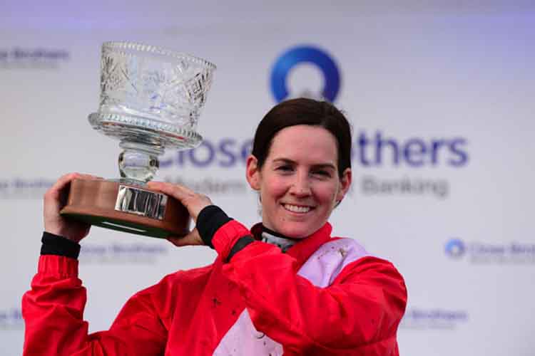 Jockey : Rachael Blackmore Jockey : Rachael Blackmore