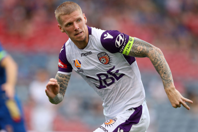 ANDY KEOGH of Perth Glory in action during the A-League match between the Newcastle Jets and the Perth Glory at McDonald Jones Stadium in Newcastle, Australia.