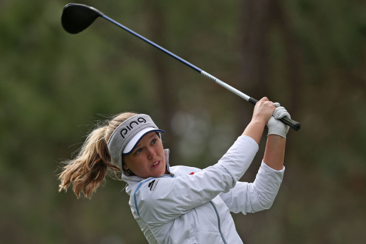 BROOKE HENDERSON of Canada hits her tee shot on the fourth hole during the final round of the Diamond Resorts Tournament of Champions at Tranquilo Golf Course at Four Seasons Golf and Sports Club Orlando in Lake Buena Vista, Florida. BROOKE HENDERSON of Canada hits her tee shot on the fourth hole during the final round of the Diamond Resorts Tournament of Champions at Tranquilo Golf Course at Four Seasons Golf and Sports Club Orlando in Lake Buena Vista, Florida.