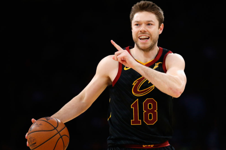MATTHEW DELLAVEDOVA #18 of the Cleveland Cavaliers looks on during the game against the Los Angeles Lakers at Staples Center in Los Angeles, California. MATTHEW DELLAVEDOVA #18 of the Cleveland Cavaliers looks on during the game against the Los Angeles Lakers at Staples Center in Los Angeles, California.