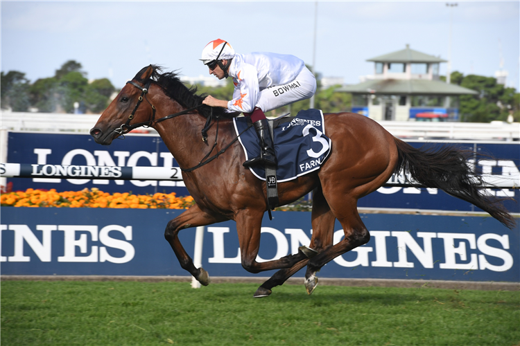 FARNAN winning the Longines Golden Slipper.