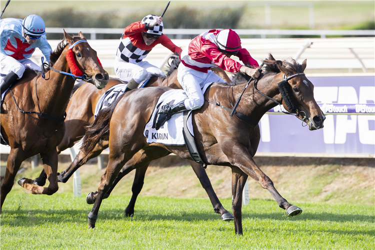 INSPIRATIONAL GIRL winning the Kirin-Railway Stakes