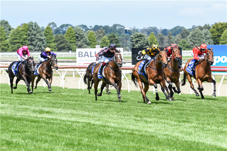 Racing at Ballarat.