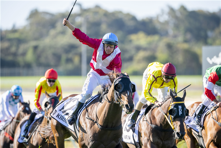 REGAL POWER winning the Kirin-Railway Stakes