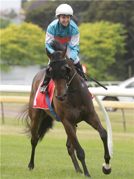 RIODINI winning the Tab Epsom