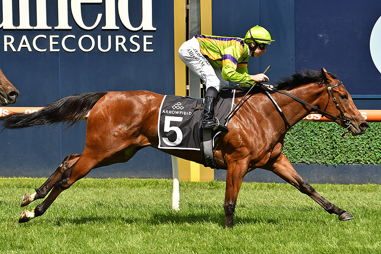 RIVER NIGHT winning the Arrowfield Redoute's Choice