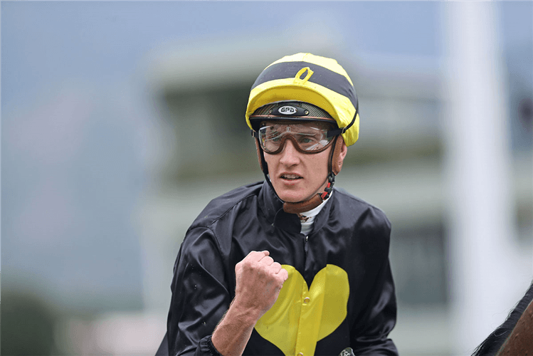 Jockey : CHAD SCHOFIELD