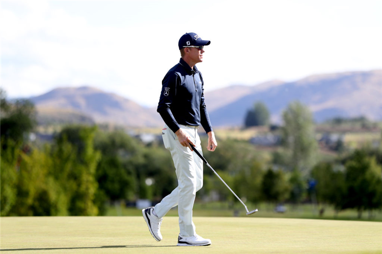 BRAD KENNEDY of Australia walks onto the green during Golf Open at Millbrook Resort in Queenstown, New Zealand.