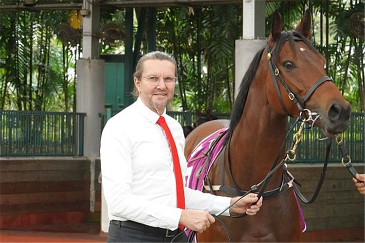 Trainer Michael Clements looking serene and delighted as he saddles favourite Sincerely in the Group 3 Colonial Chief Stakes.