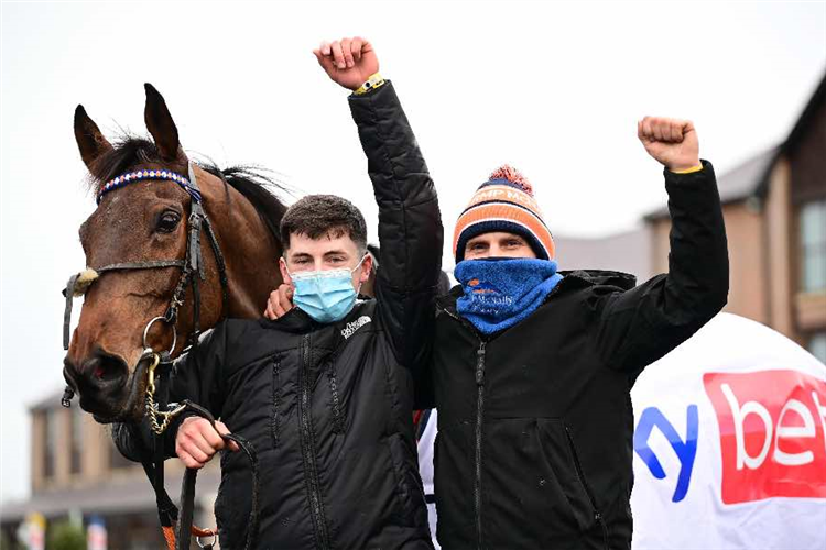 DREAL DEAL with owner & trainer Ronan McNally and son Tiernan after winning the Sky Bet Moscow Flyer Novice Hurdle (Grade 2).
