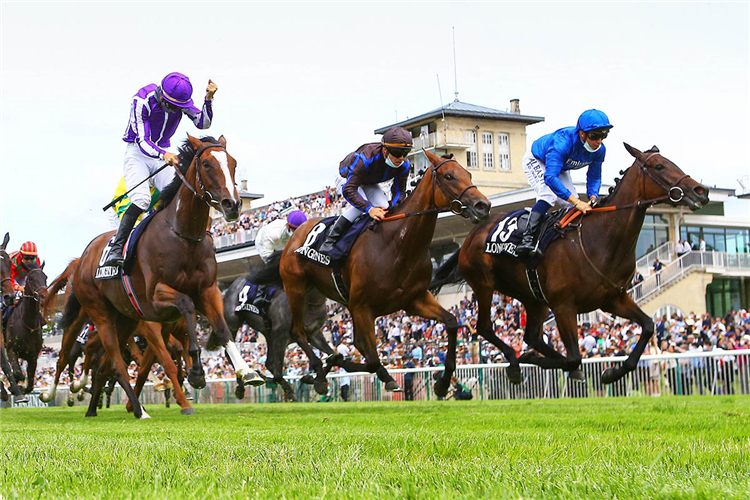 JOAN OF ARC winning the Prix de Diane.