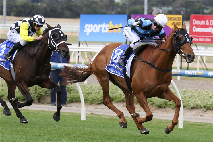 SMOKIN' ROMANS winning the Sportsbet Pakenham Cup