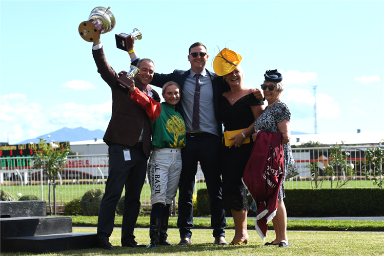 Robert Wellwood (centre) celebrates with (from left) Brent Taylor, Danielle Johnson, Cherry Taylor and Faith Taylor after Two Illicit took out the Gr.1 Captain Cook Stakes (1600m) at Te Rapa