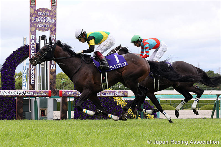 WORLD PREMIERE winning the Tenno Sho (Spring) at Hanshin in Japan.