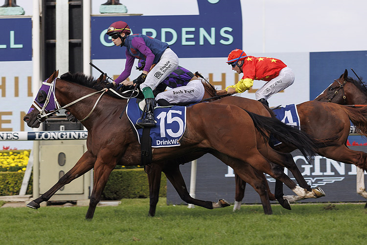 SHELBY SIXTYSIX winning the Furphy Galaxy