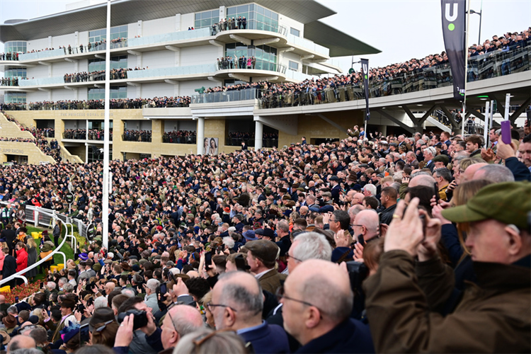 CHELTENHAM racecourse,15-March-2022. Unibet Champion Hurdle.