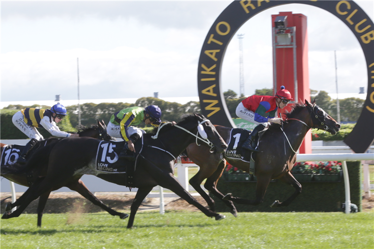 SHARP 'N' SMART winning the AUCKLAND THOROUGHBRED RACING NEW ZEALAND DERBY