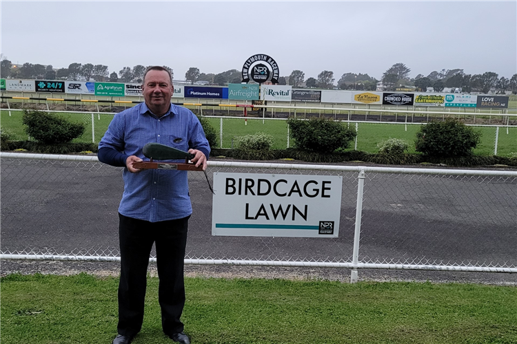 Taranaki Racing chief passes on the reins