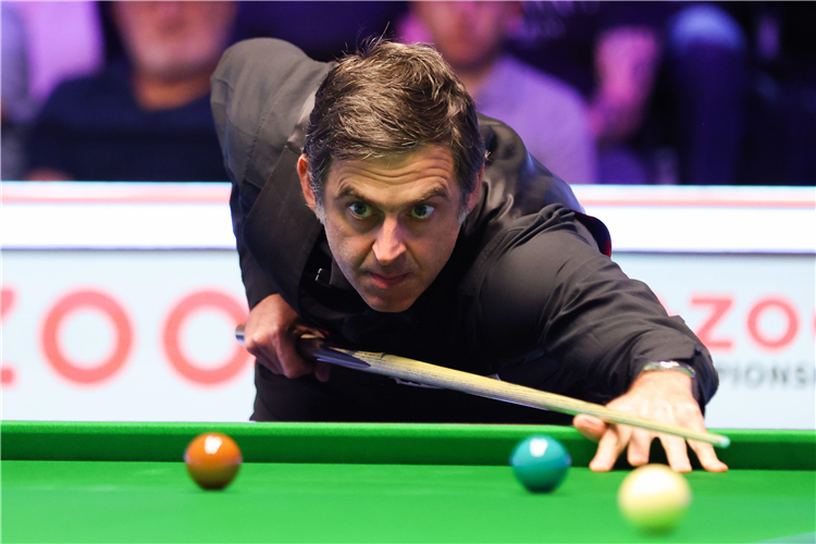 Ronnie O'Sullivan during day five of the Cazoo UK Snooker Championship